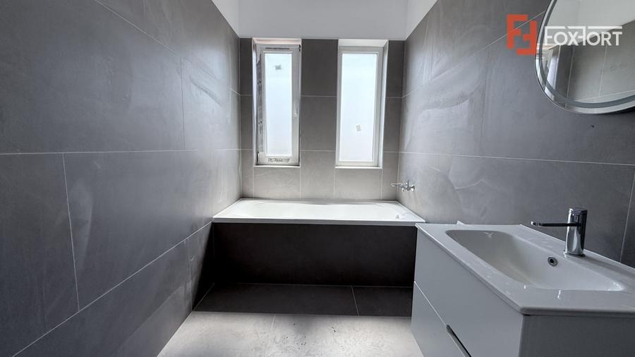 Apartament cu 2 camere decomandat în Moșnița Nouă