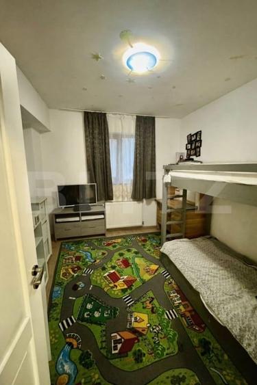 Apartament cu 3 camere decomandat, mobilat în Baza 3
