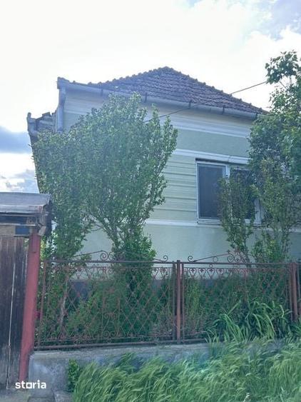 Casă cu 4 camere cu Teren 173 Mp în Mirăslău