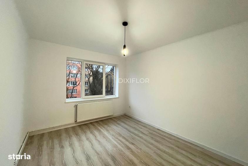 Apartament cu 3 camere decomandat în Mureșeni