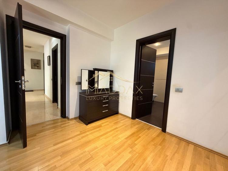 Apartament cu 3 camere decomandat, mobilat în Herăstrău