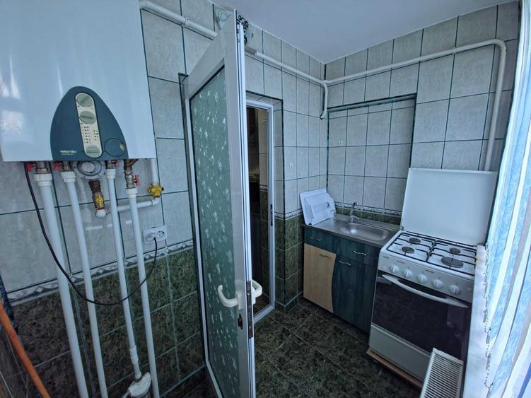 Apartament cu 2 camere decomandat în Steaua
