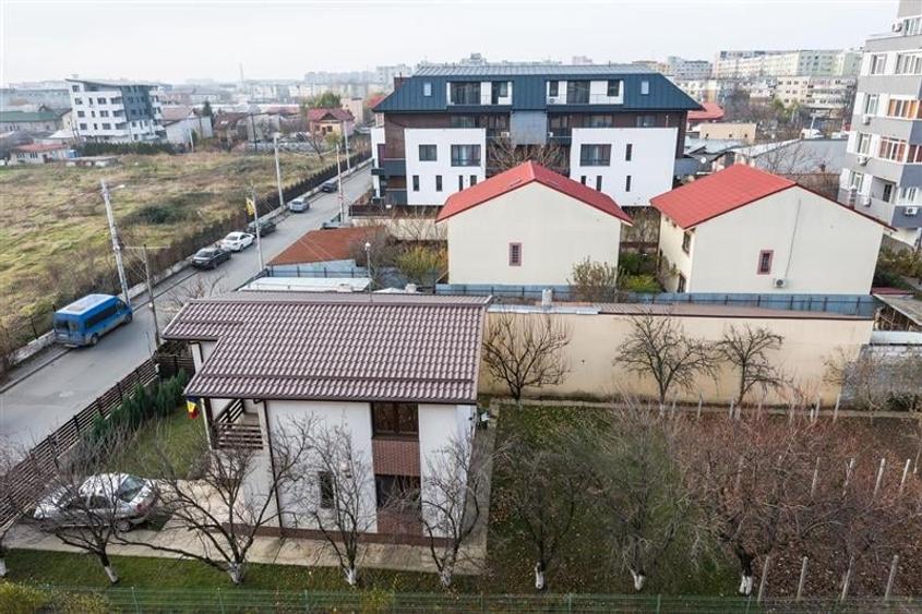 Casă individuală cu 3 camere cu Teren 889 Mp în Drumul Taberei