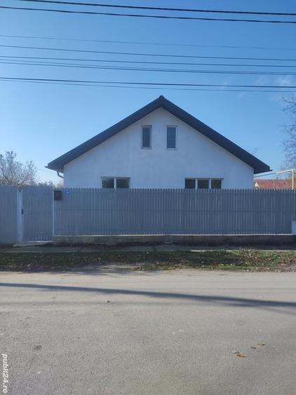 Casă cu 3 camere în Central