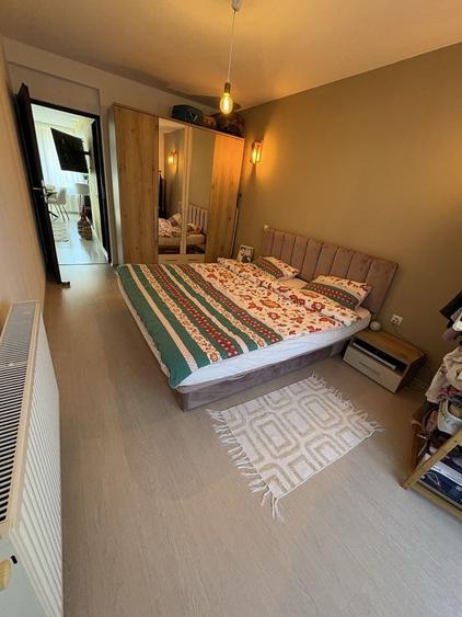 Apartament cu 3 camere decomandat în Florești