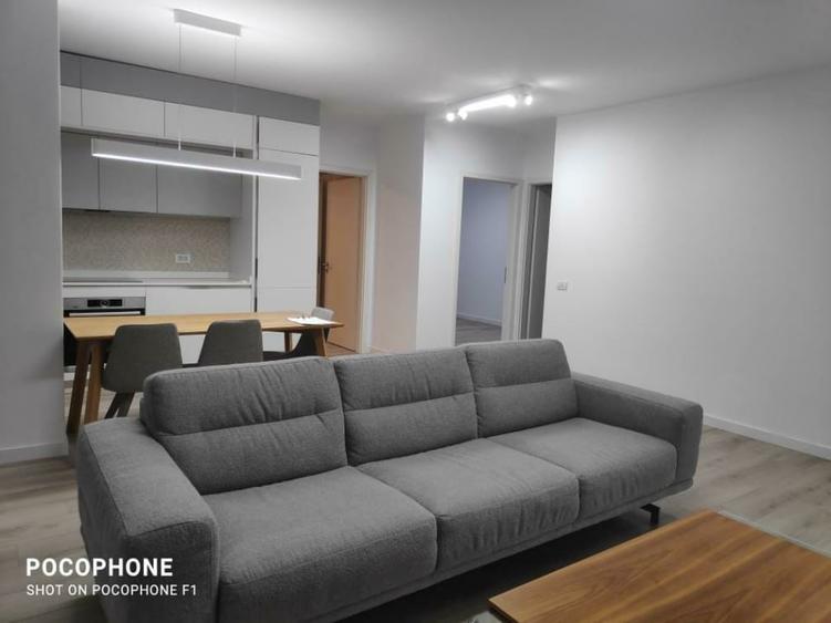Apartament cu 3 camere decomandat, mobilat în Take Ionescu
