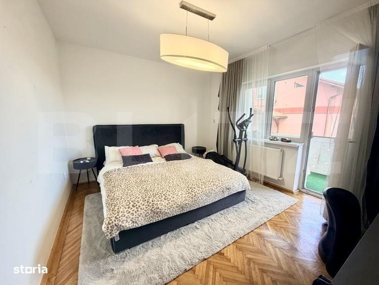 Casă cu 4 camere decomandat în Cetate