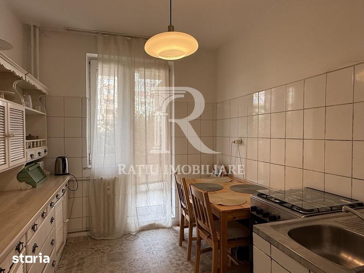 Apartament cu 3 camere decomandat în Decebal