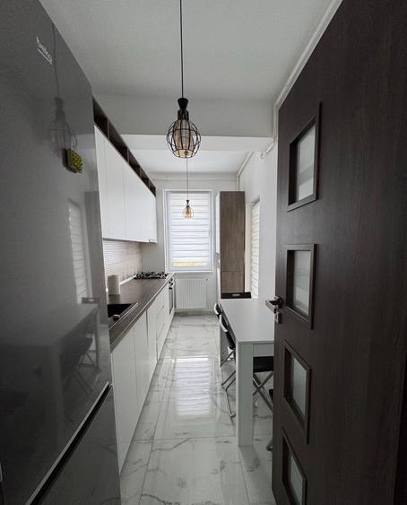 Apartament cu 2 camere decomandat în Păcii