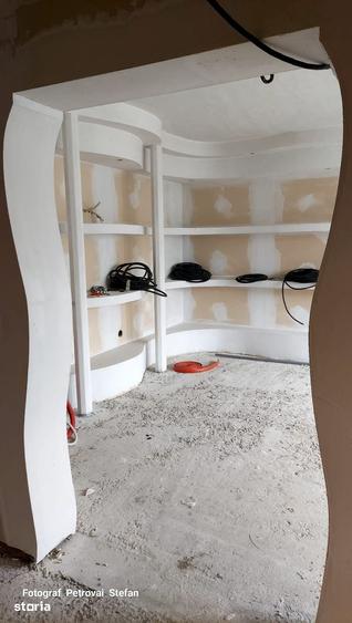 Casă cu 4 camere cu Teren 1600 Mp în Mara