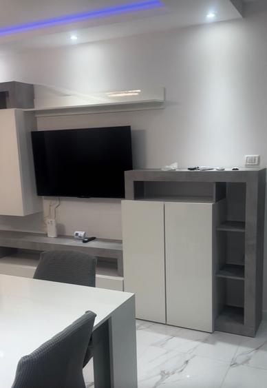 Inchiriez apartament 2 camere la casa , parcare privata interiorul curtii - 4