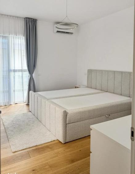Apartament cu 3 camere în Băneasa