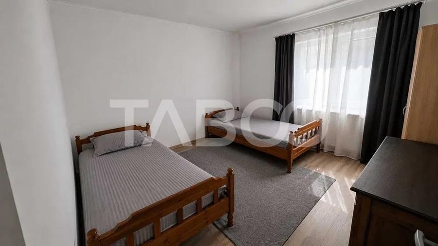Apartament cu 3 camere semidecomandat, mobilat în Mărăști