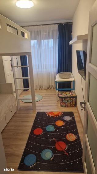 Apartament cu 3 camere în Democrației