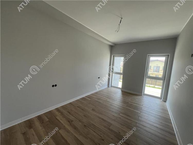 Apartament cu 3 camere decomandat în Șelimbăr