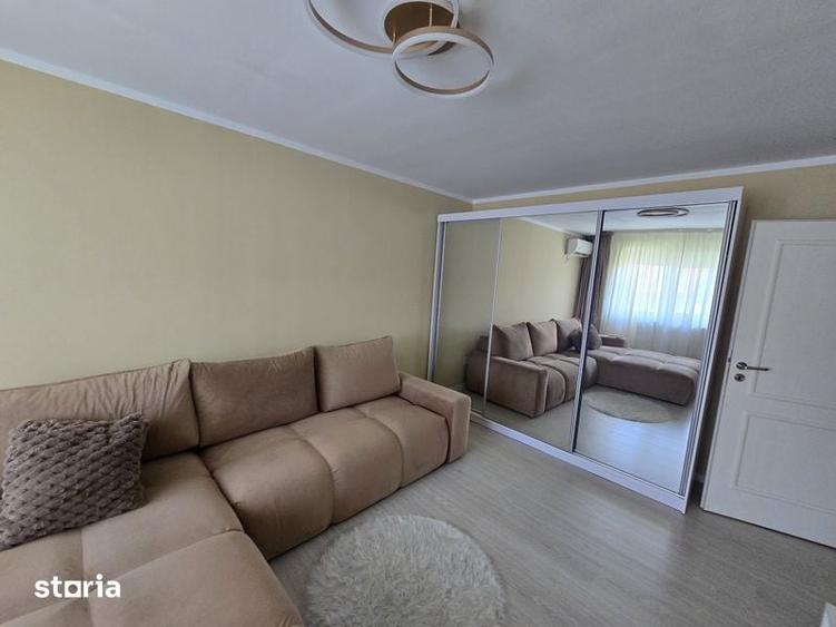 Apartament cu 2 camere decomandat în Rovine