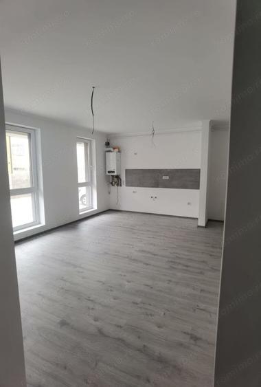 2 cam finalizat asfalt loc de parcare in CF zona Braytim - 5