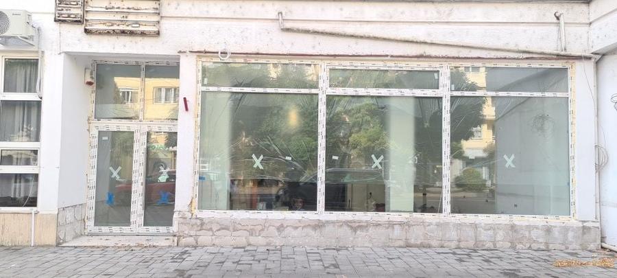 Spațiu comercial, de 120 mp, în Central