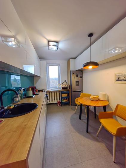 Apartament cu 4 camere decomandat, mobilat în Gheorgheni