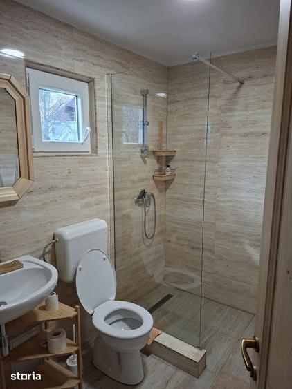 Casă cu 3 camere cu Teren 2100 Mp în Ghioșești