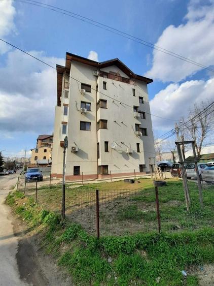 Garsonieră decomandată în Crângași