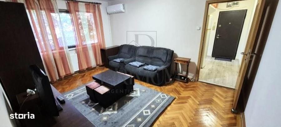 Apartament cu 3 camere semidecomandat în Olimpia-Stadion