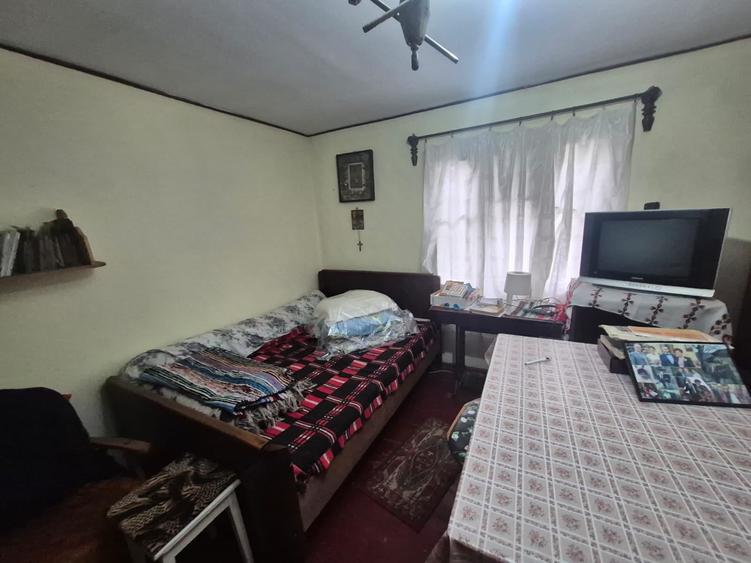 Casă cu 3 camere cu Garaj în Agârcia