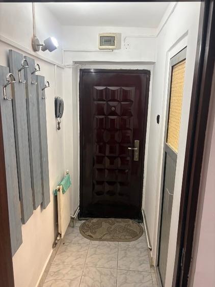 Apartament cu 2 camere decomandat în 9 Mai