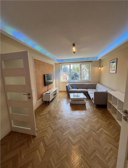 Apartament cu 3 camere decomandat în Grigorescu