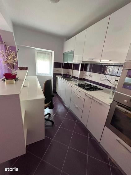 Apartament cu 3 camere decomandat în Ultracentral