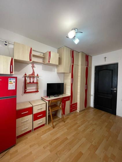 Proprietar inchiriez garsoniera in sector 3 langa metrou 1 decembrie - 10