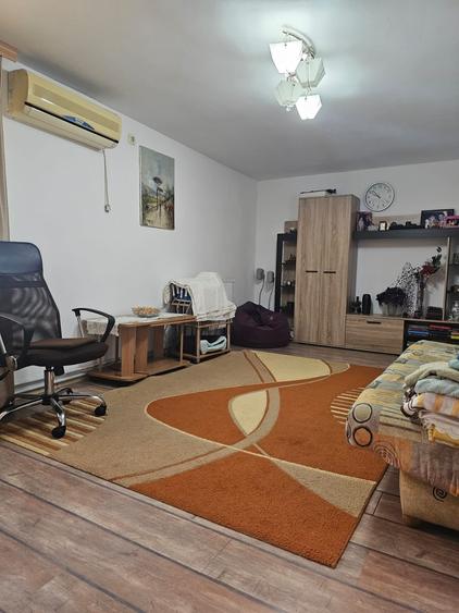 Casă individuală cu 3 camere cu Teren 260 Mp în Brătianu