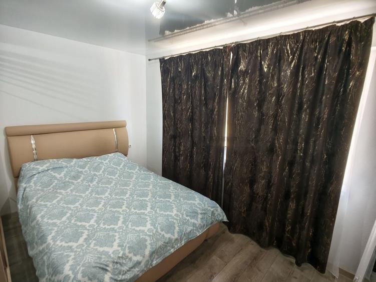 Apartament cu 2 camere decomandat în Comuna din Paris