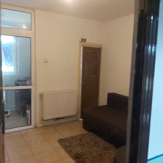 Garsonieră semidecomandată în Rahova