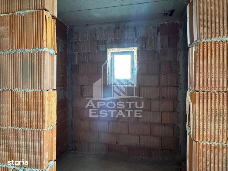 Casă cu 3 camere în Urseni