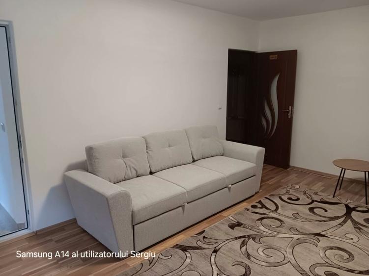 Apartament cu 2 camere decomandat în Nicolina