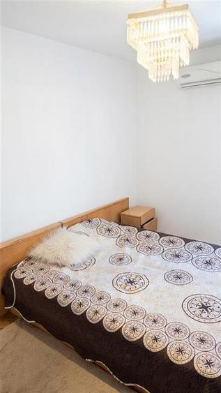 Apartament cu 4 camere decomandat în Ultracentral