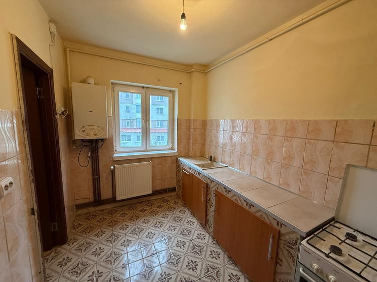 Apartament cu 3 camere circular în Minerul