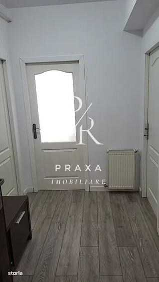 Garsonieră decomandată în Luna