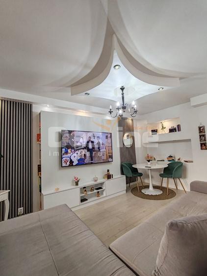 Apartament cu 3 camere decomandat în Gară