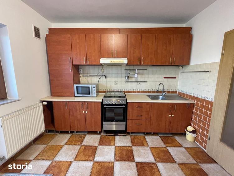 Apartament cu 2 camere în Craiovița Nouă