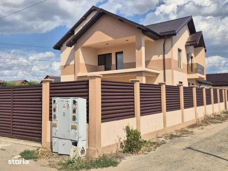 Casă cu 4 camere în Ungureni
