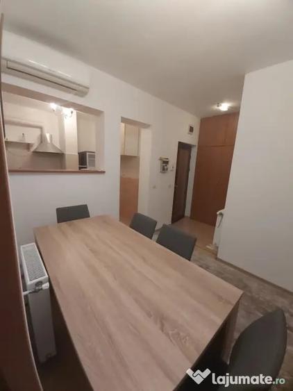Apartament cu 3 camere decomandat în Andrei Mureșanu