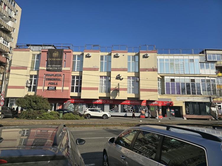 Spațiu comercial, de 120 mp, în Cihei