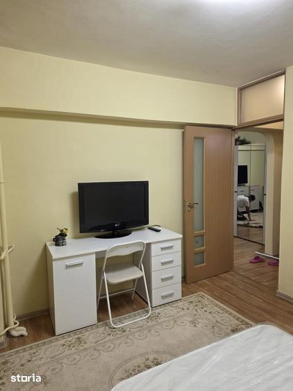 Apartament cu 2 camere semidecomandat în Vitan