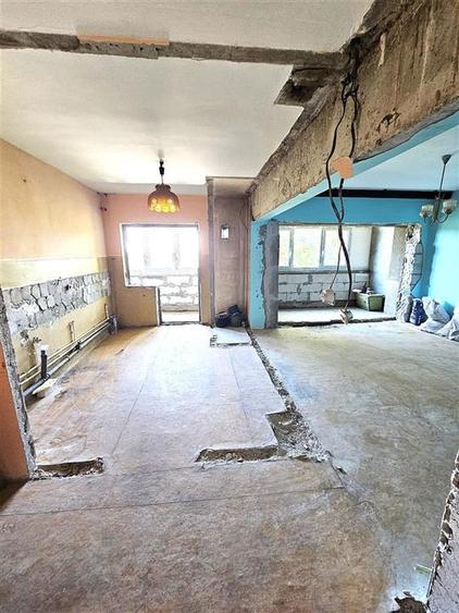Apartament cu 2 camere decomandat în Gării