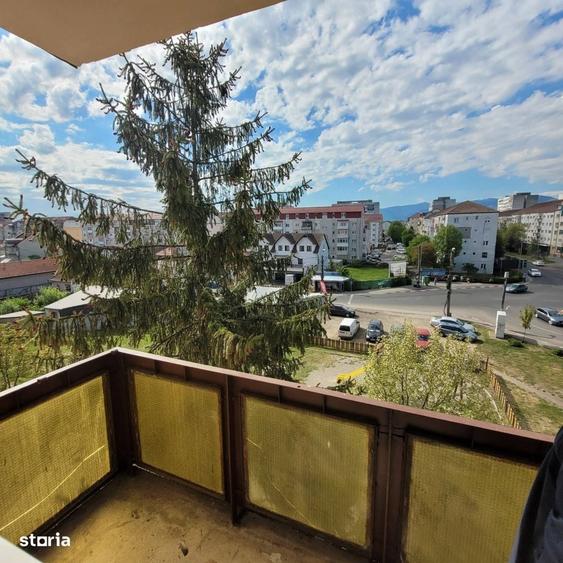 Apartament cu 2 camere semidecomandat în Mihai Viteazul