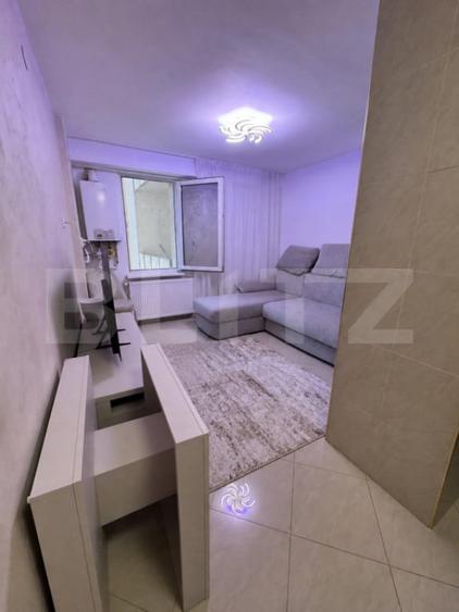 Apartament cu 4 camere decomandat în Tudor