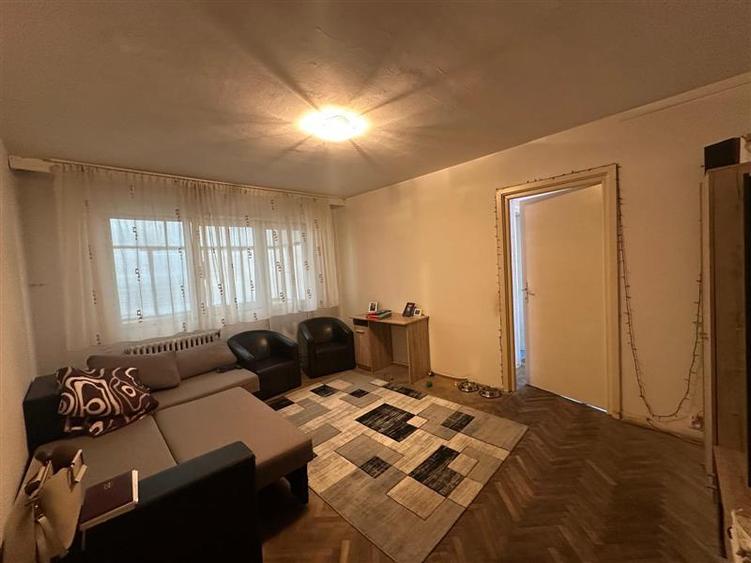 Apartament cu 2 camere semidecomandat în Luncă