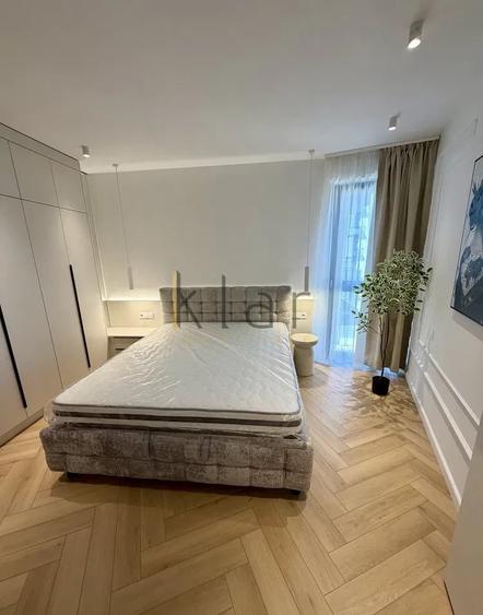Apartament cu 2 camere semidecomandat, mobilat în Mărăști